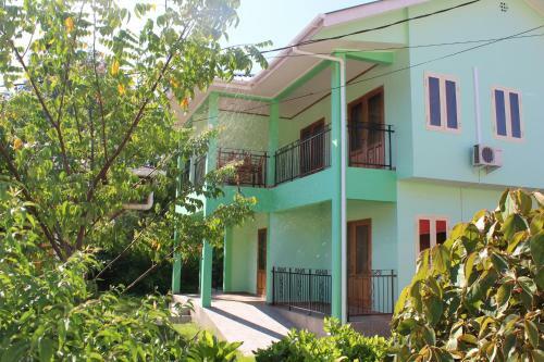 Chez Antoine Apartments