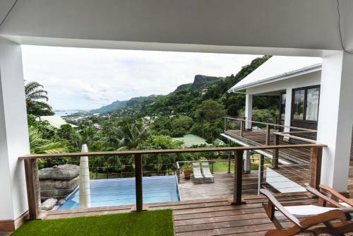 Villa Coconut Climb
