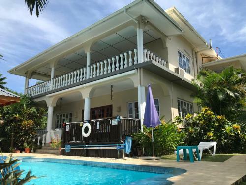 Royal Bay Villa