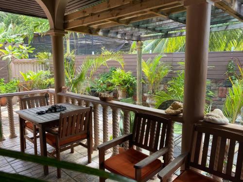 Apartamento Effie Mountain View Gecko Villa