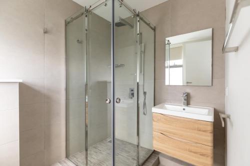 Sea Rock Beach Apartment B