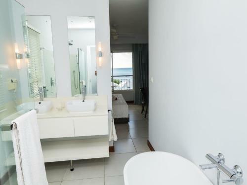 Ah 5-seafront,premium,luxurious,serviced Apartment