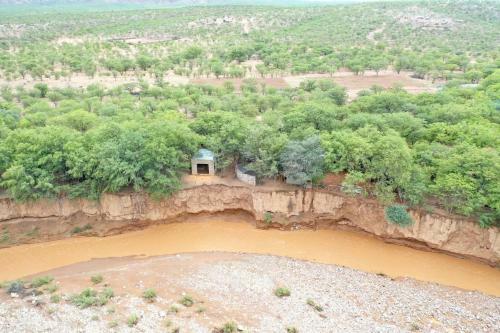 Kaoko Mopane Lodge & Camping