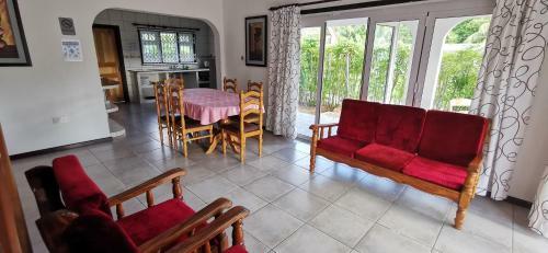 Grande Villa Corossol Chez Marva 3 � 12 Personnes