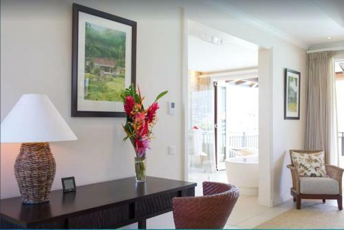 Eden Island 4-bedroom Villa With Private Pool