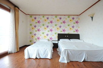 Hostal Jeju Feel House