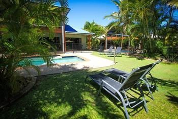 Villa Edge On Beaches