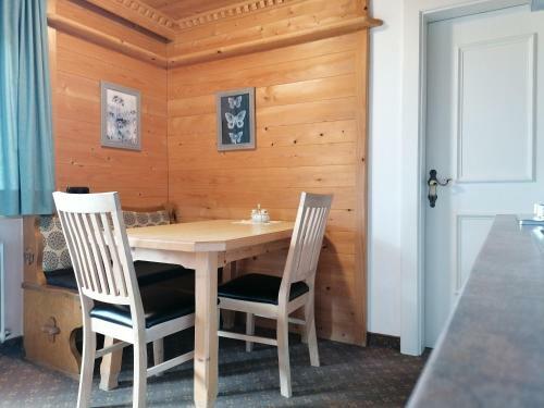 Hostal G�stehaus Midi