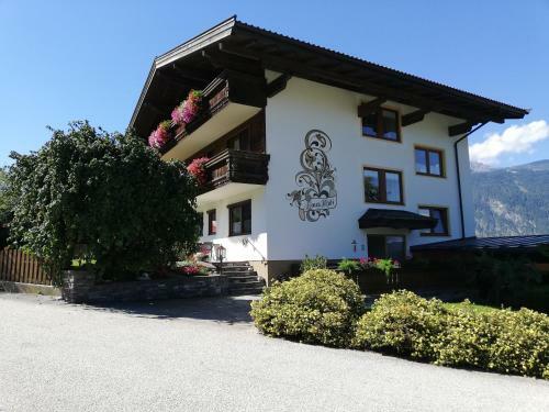 Hostal G�stehaus Midi