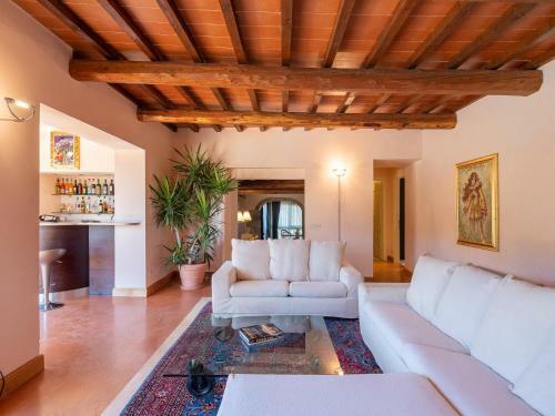 Unique Villa On Florentine Hills