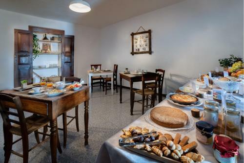 Bed & Breakfast Cascina Brichat Alta Langa