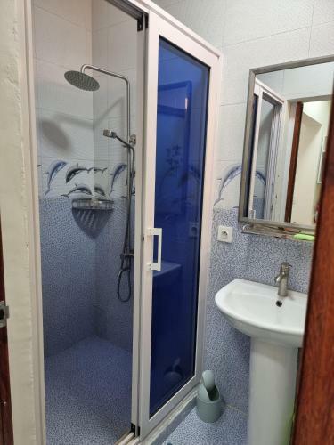 Hostal Room In Studio - Studio Solitaire Ideal For Two Adults
