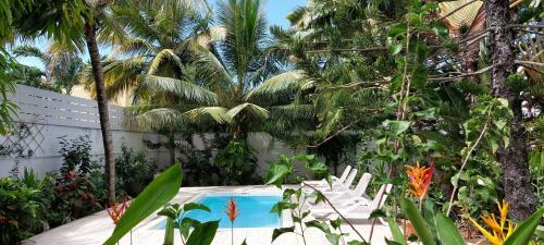 Lush Garden Villa House 1