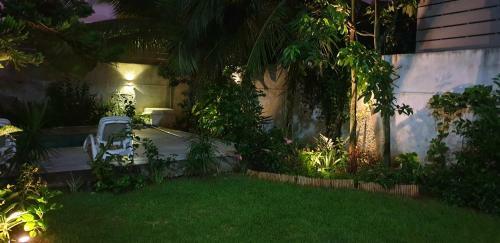 Lush Garden Villa House 2