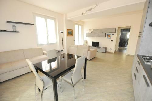 Apartamento Casa Costa Outlet 3