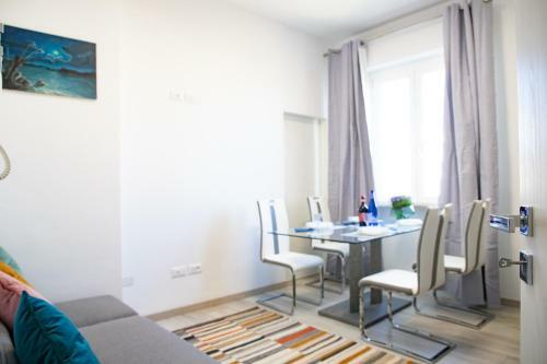 Cesano Beach Apartments