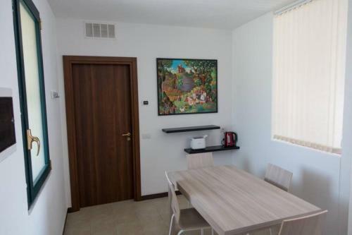 Apartment Victoria, Cozy Studio Flat Near Leonardo Academy
