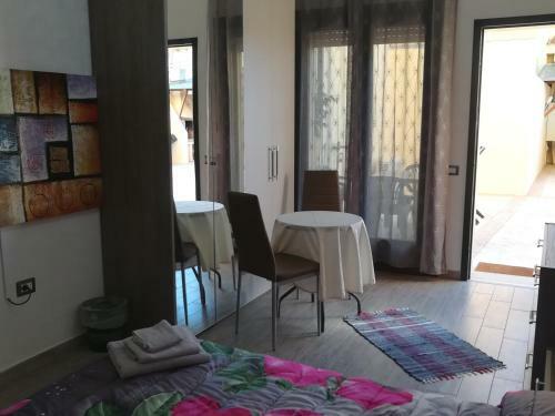 Hostal Rooms Loru