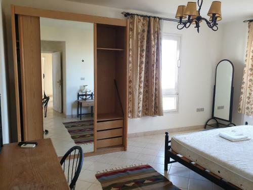 Beach Front Villa In Napqe