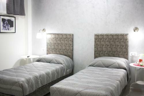Hostal Tibur Star Guest House
