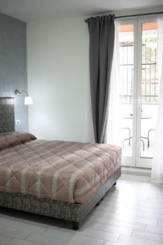 Hostal Tibur Star Guest House