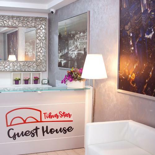 Hostal Tibur Star Guest House