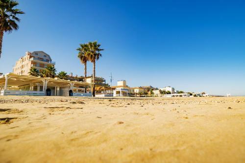 Apartamento Intero Appartamento Fronte Mare Valter II