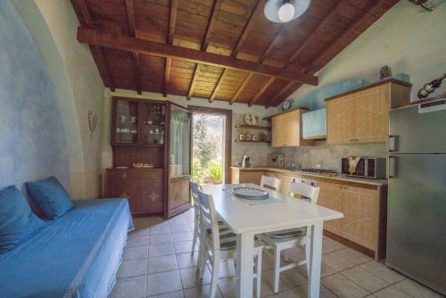 Casa Luisa - Con Giardino - Solanas Villasimius