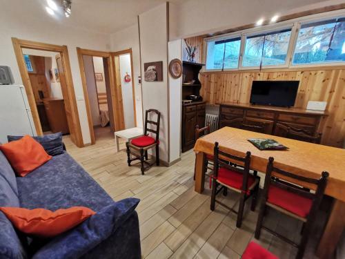 Hostdomus - L'ermellino Apartment