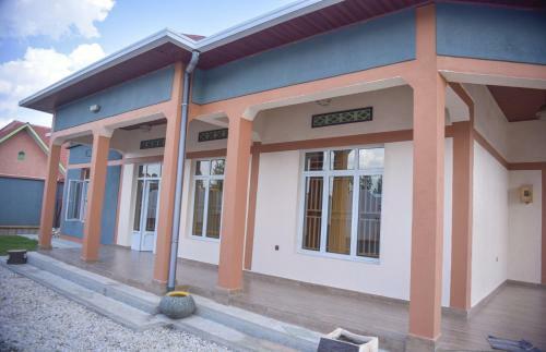 Hostal Green River House