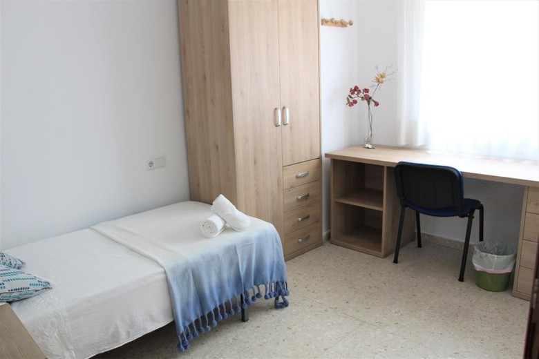 Albergue Residencia Universitaria Balc�n Del Romeral
