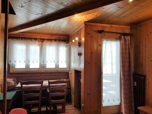 Ski Slopes Apartment