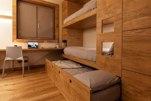 Apartamento Hostdomus - Lynx Luxury Suite