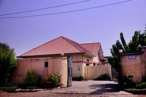 Hostal La Natura Guesthouse