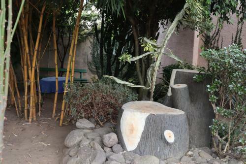 Hostal La Natura Guesthouse