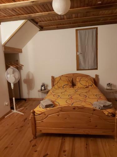 Les Agapanthes: Maison Etang Sale