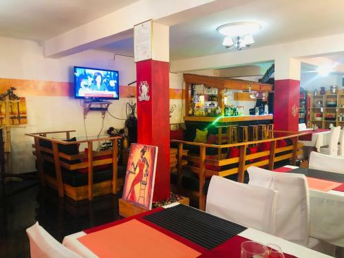Hostal Petite Flower Guest House