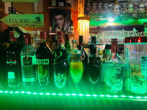 Hostal Petite Flower Guest House