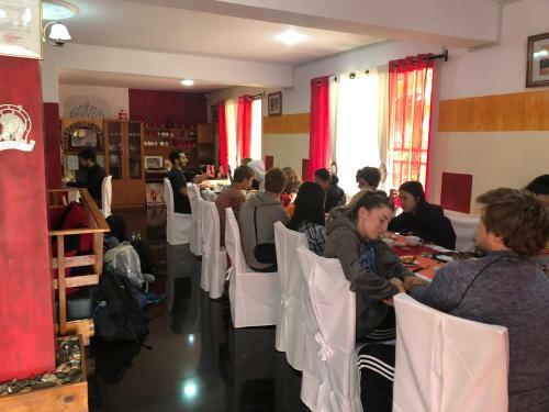 Hostal Petite Flower Guest House