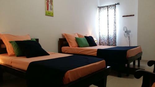 Hostal Palm Guest House