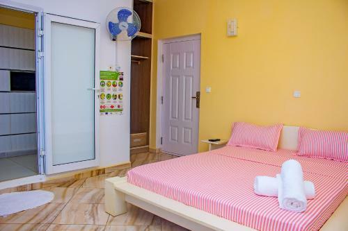 Hostal Cambria Hotel