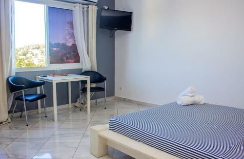 Hostal Cambria Hotel
