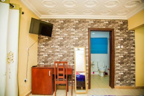 Vihills Hotel