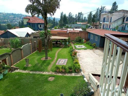 Hostal Puma Garden And Suites