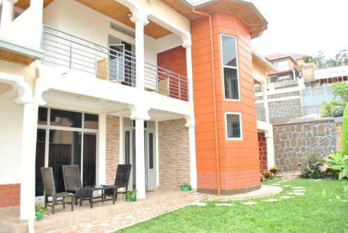 Bed & Breakfast Adriel Homes Ltd