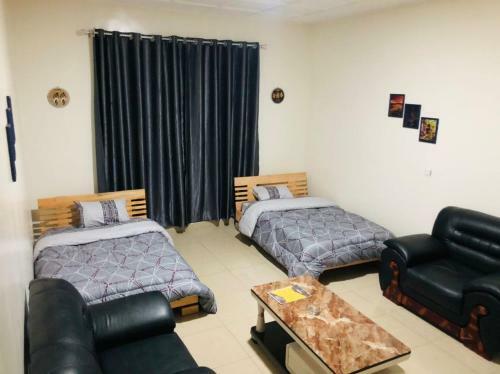 Fayrouz Hostel And Restaurant