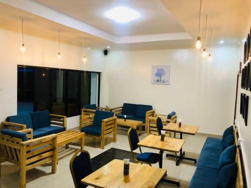 Fayrouz Hostel And Restaurant