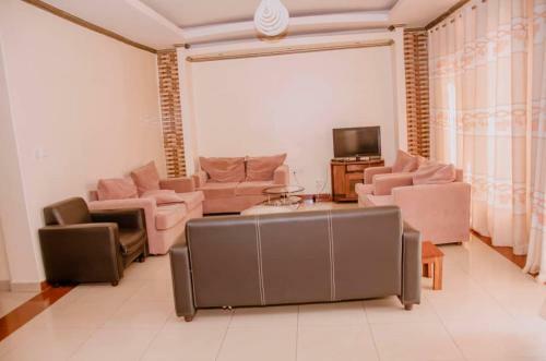 Esther Apartment-kibagabaga