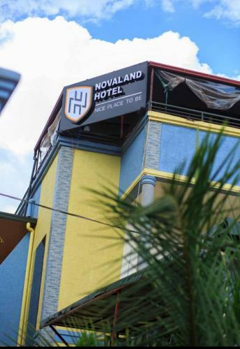 Novaland Hotel