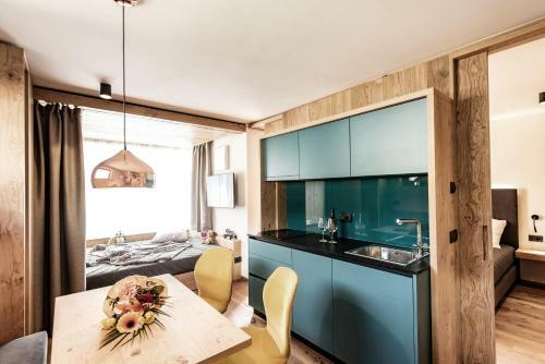 Mysciliar Apartment Sky II